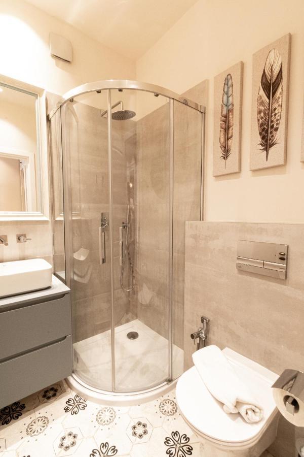 Black Gate - Quiet Studio In The Heart Of Old Town With Free Private Secured Parking Brașov Exterior foto
